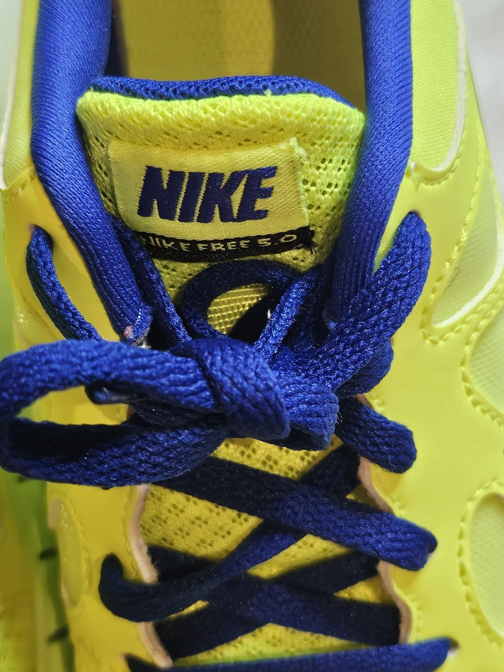 Nike Kids' Neon Yellow and Navy Athletic Sneakers Size 13C